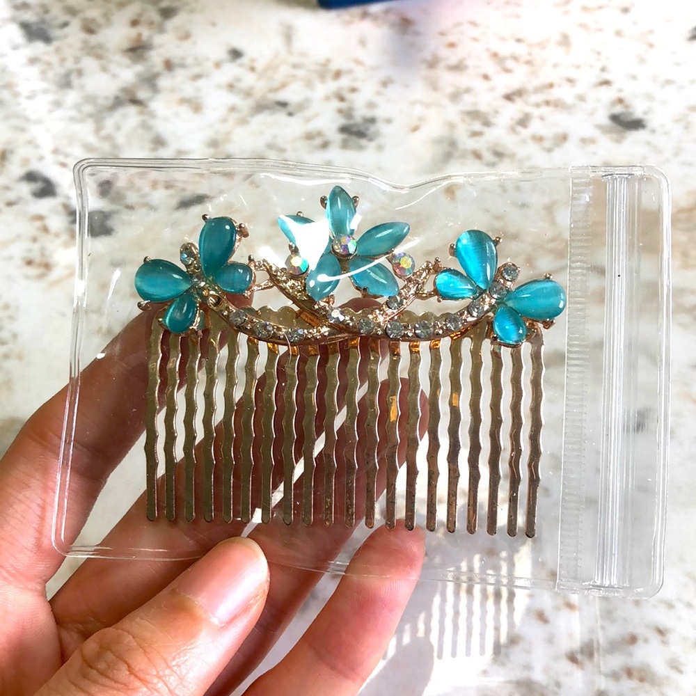 Hair accessories